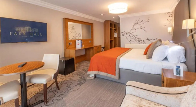 Семейный номер Standard Park Hall Hotel and Spa Wolverhampton