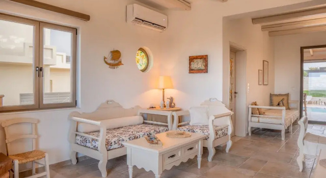 Avelia Luxury Villa with private pool, Забронировать Вилла  