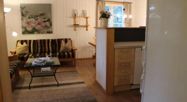 Lilla Sandereds Gård, Rezerwuj Hotel Hotele w Loftahammar z parkingiem, Parking