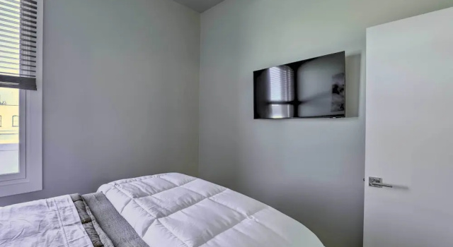 Апартаменты c 1 комнатой San Marcos Apartment w/ Off-street Parking!