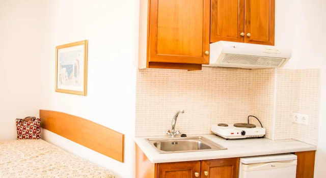 Апартаменты с видом на бассейн Villa Aphrodite Hotel Apartments Studios by Estia