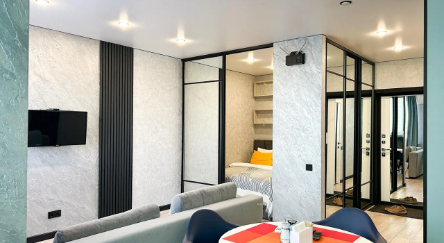 Designer renovated apartment on 148A Aurora Street, Prenota Appartamento Samara Samara Region