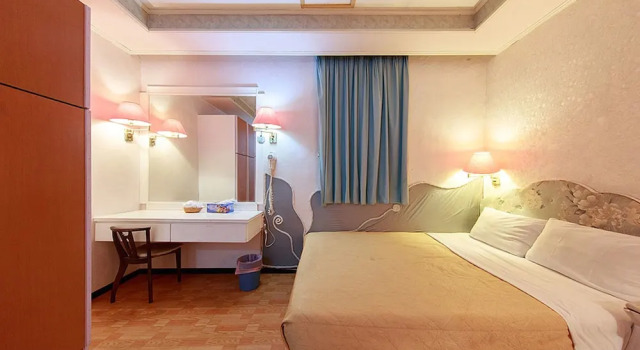 Трёхместный семейный номер Standard Dajenshan Hotel