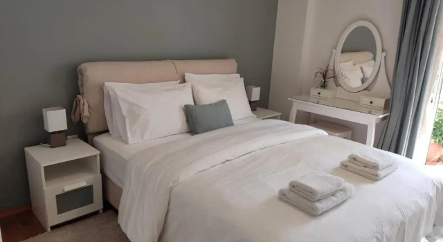 Апартаменты Central & Comfortable, 70m² Apt in Neos Kosmos