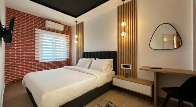Полулюкс с балконом Centro Urban Suites