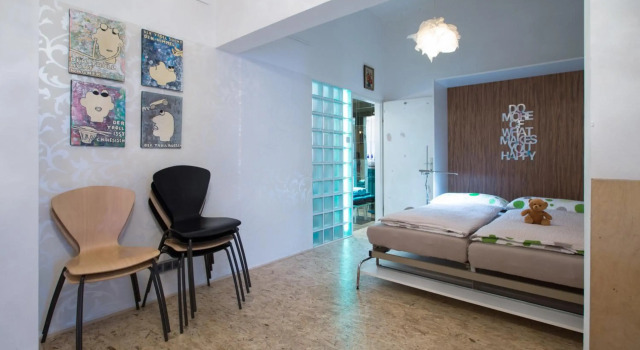 Apartment LAER Hundertwasserhaus, Varaa Huoneisto Wien Itävalta