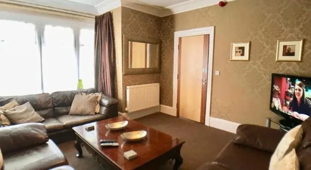 Rose Dene House, Book Hotel Leeds West Yorkshire