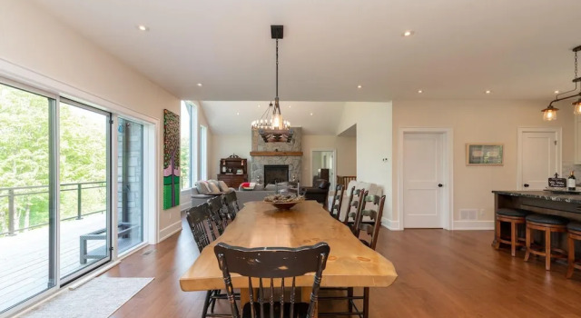 Villa Vista - Fabulous new Home Overlooking the Golf Course in Port Carling, Prenota Villa Port Carling Muskoka