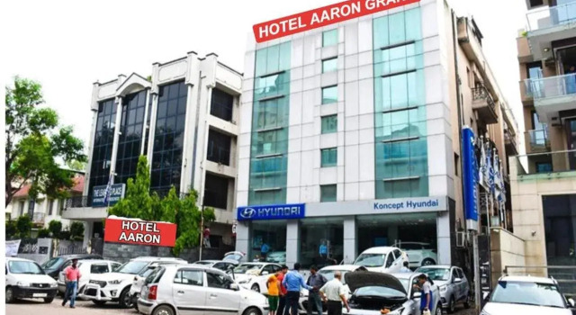 Parkland Kailash Colony