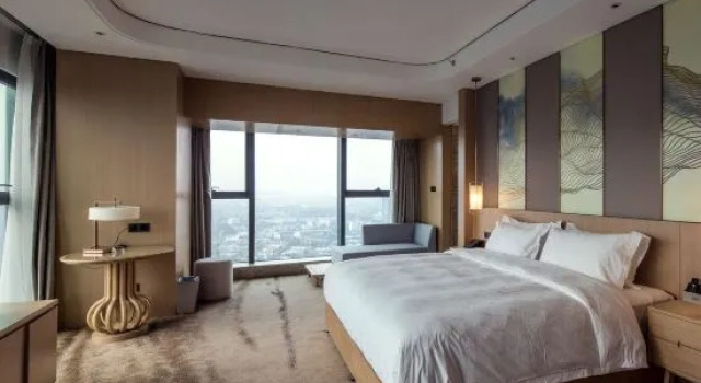 Люкс Lindao Holiday Inn