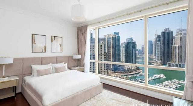 LUX - Ultimate Marina View Deluxe Suite, Забронировать Отель Башни Джумейра Лейк , рядом с Dubai Marina Yacht Club
