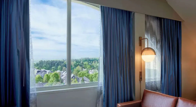 Четырёхместный номер Standard с видом на горы DoubleTree by Hilton Atlanta/Roswell - Alpharetta Area