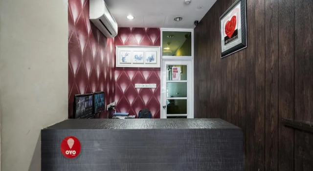 OYO 191 ML Inn Hotel, Забронировать Отель Отели Куала-Лумпура с парковкой, рядом с Площадь Мердека, Парковка