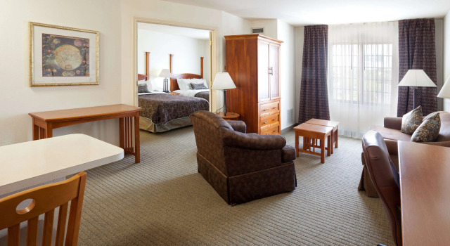 Четырёхместный люкс с 2 комнатами Sonesta ES Suites San Antonio Northwest Medical Center