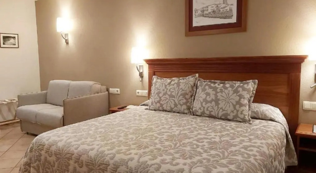 Номер Superior Hotel-Restaurante La Quadra