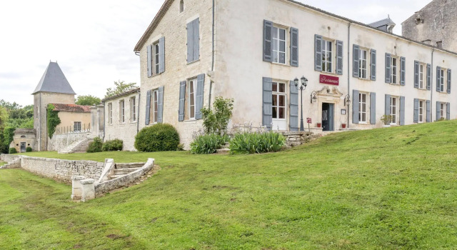 Chambres Domaine de Laléard, Prenota Hotel Hotel a Aquitania con parcheggio, Parcheggio