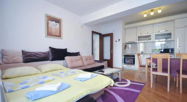 Апартаменты Adelisa Apartments