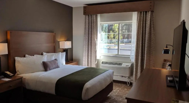 Номер Standard GrandStay Hotel & Suites