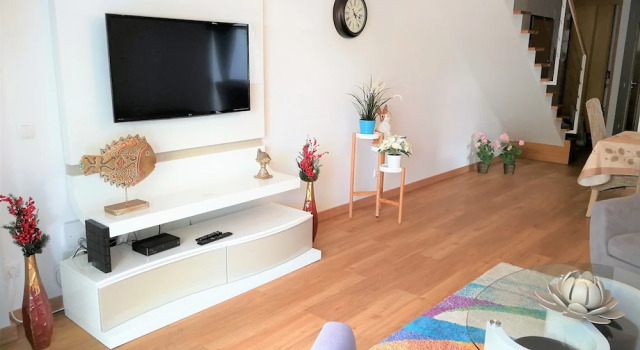 Rainbow House, Забронировать Отель Отели Лиссабона 4 звезды, рядом с Казино Лиссабона, 4*