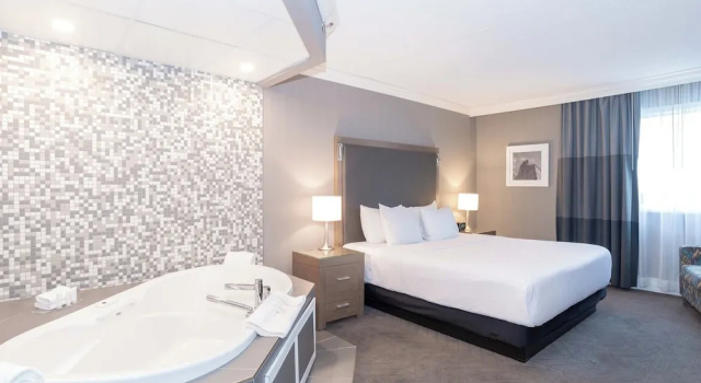 Двухместный люкс Sandman Signature Lethbridge Lodge
