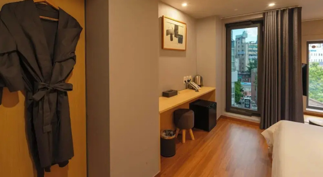 Номер Deluxe с балконом Shinchon Mayven Hotel - Foreign Tourist Tax Return Hotel
