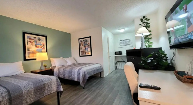 Номер Deluxe Sunny Palms Inn