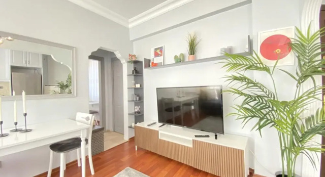 Modern and Stylish Flat Near Taksim Square, Забронировать Апартаменты/квартира Бейоглу Стамбул, рядом с Цветочный пассаж