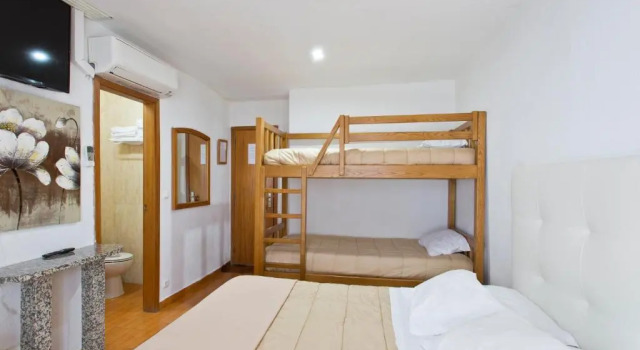 Трёхместный номер Standard Braganca Oporto