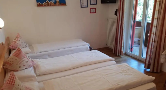 Трёхместный номер Standard с видом на горы Villa Adria B&B