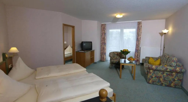 Четырёхместный номер Standard Landhotel Henkenhof Willingen
