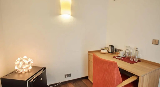 Люкс с балконом Boutique-Hotel am Ledererturm