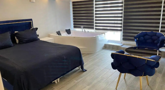 Standardní Dvoulůžkový s manželskou postelí pokoj Luce Suite Hotel