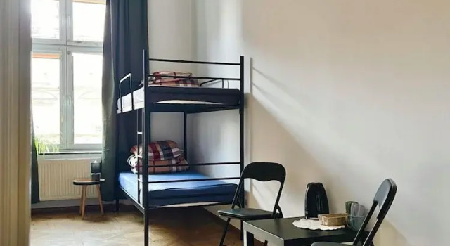 Hostel Uno, Забронировать Хостел Краков Малопольское воеводство, рядом с Аттракцион «Аллея потерянных душ»