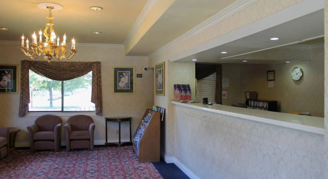 Signature Inn San Jose, Забронировать Отель Сан-Хосе Silicon Valley, рядом с Художественный музей Сан-Хосе