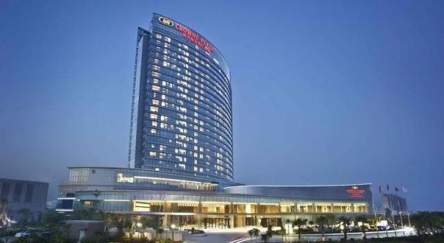 Одноместный номер Premium Crowne Plaza Huizhou by IHG