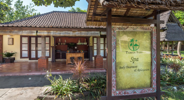 Taman Sari Bali Resort and Spa, Забронировать Курортный отель Отели провинции Бали с завтраком, Завтраки