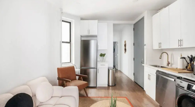 Апартаменты 1290-3 New Renovated 2 Bedrooms in UES