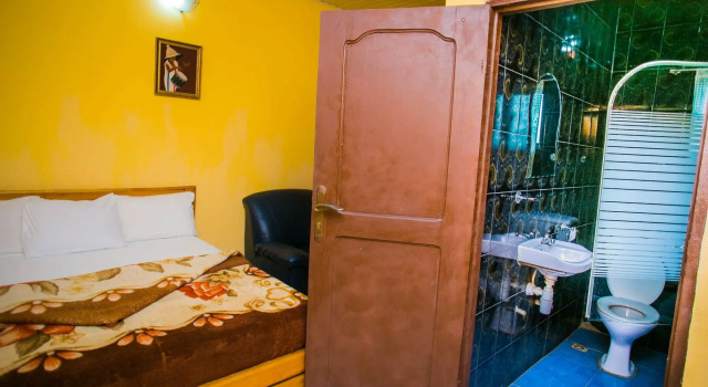 Goldville Hotel, Book Hotel Ikeja 