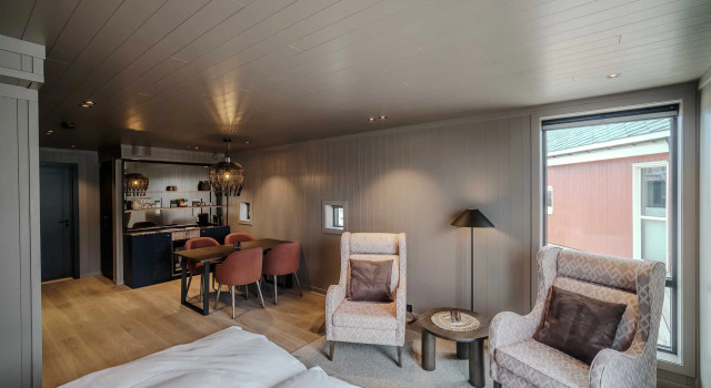 Полулюкс с видом на гавань Henningsvær Bryggehotell - by Classic Norway Hotels
