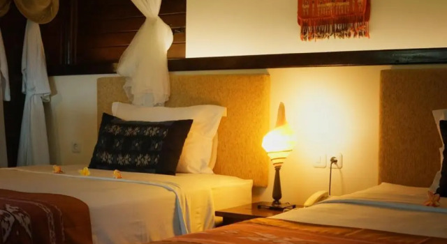 Коттедж с 4 комнатами Samawa Seaside Resort