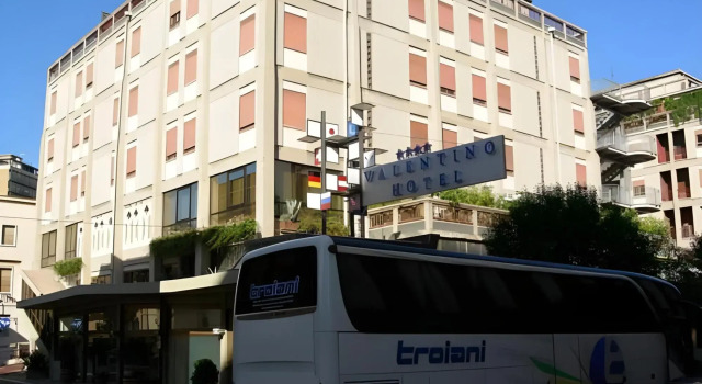 Hotel Valentino, Rezerwuj Hotel Hotele w Terni z parkingiem, Parking