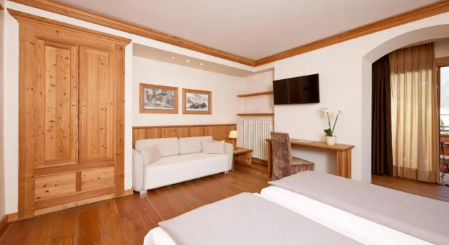Superior- tredobbelt værelse Rezia Hotel Bormio