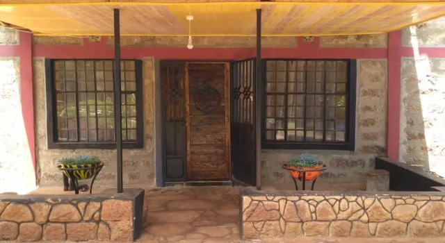Karugia House, Prenota Hotel Njega Kirinyaga