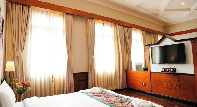 Номер Presidential Orsino Resort Mall Road