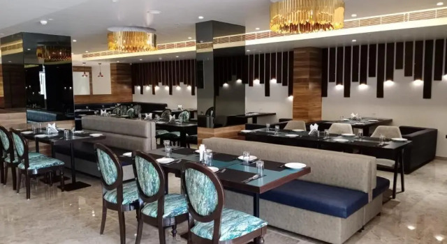 The Mantra One by Blues Hotels, Rezervovat Hotel Hotely v Gujarat s parkováním, Parkování