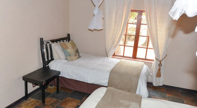 Thornhill Safari Lodge, Забронировать Дом для отпуска Коттеджи Частного заповедника Класери, Коттедж