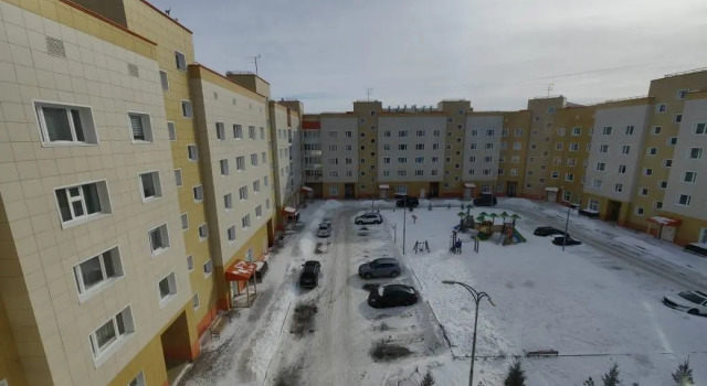 Dom89 (Дом89) в микрорайоне Тундровый 1, Забронировать Отель Отели Ямало-Ненецкого автономного округа - Урал с парковкой, Парковка