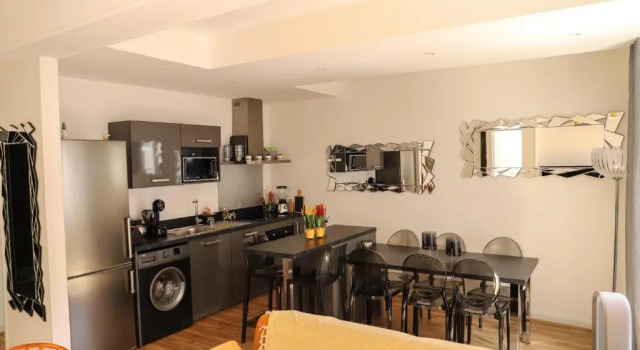 Апартаменты Charmant T3 Jaude + Terrasse Et Garage