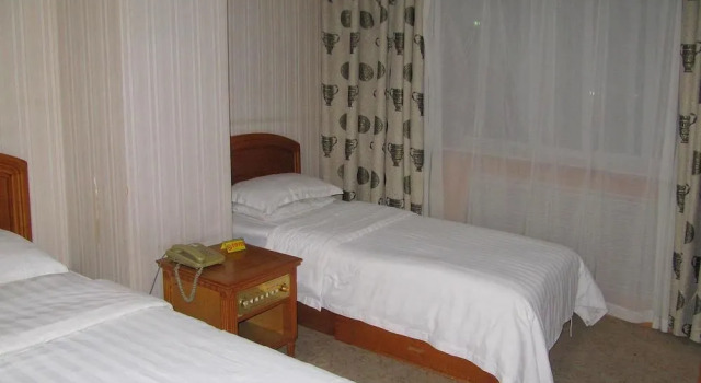 Xinyue Business Hotel