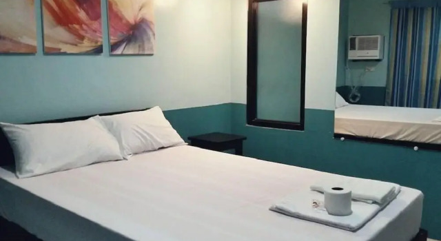 Трёхместный номер Standard Hotel Marquee